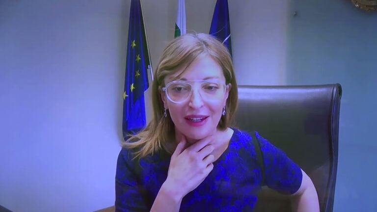 Акценти – Екатерина Захариева за отговорността на партиите и управлението на държавата