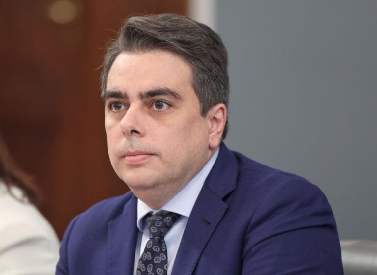 Ясно е кога започват преговорите за новия кабинет след ротацията