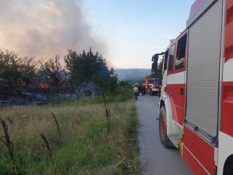 Четирима са пострадали при пожари
