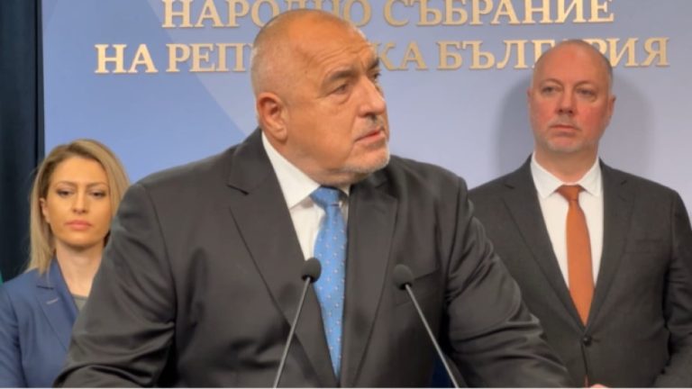 Мария Габриел очаква извинение за обидите