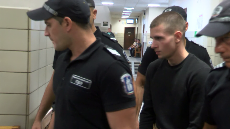 Медицинската експертиза даде право на прокуратурата да повдигне по-тежко обвинение за убиеца на Ангел