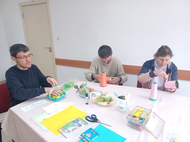 Комплекс „Човеколюбие“ провежда мобилна услуга в град Септември