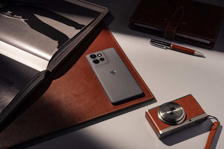Motorola представи премиум устройствата Edge 50 и Edge 50 NEO