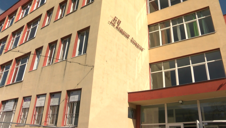 Готови ли са училищата и детските градини в Пещера за новата година?