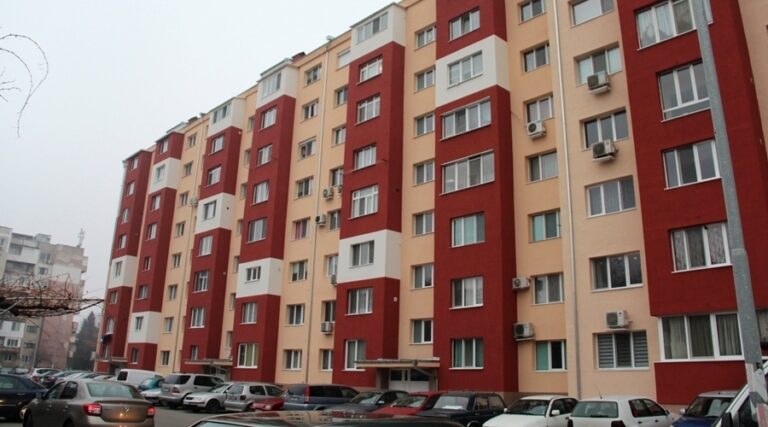 В Панагюрище търсят сдружения за проект за саниране