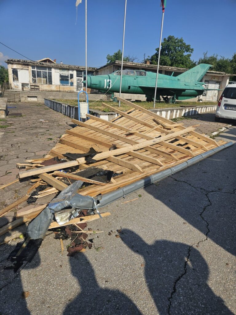 Частично бедствено положение в Дъбравите след урагана