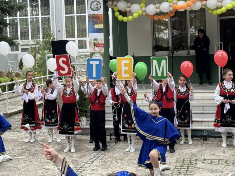 Велинград е домакин на първото областно STEM-състезание