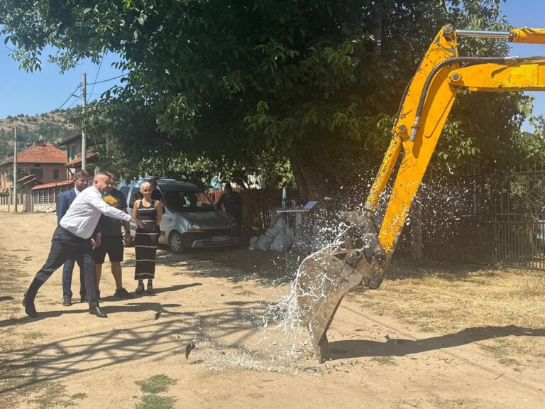 Започва реконструкция на водопроводната мрежа по костандовската улица “Блато”