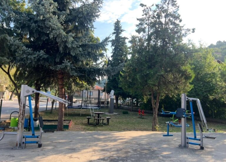 Благодарност към кмета на Белово за обновена детска площадка