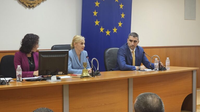 Искат оставката на Десислава Тодорова като шеф на Общински съвет